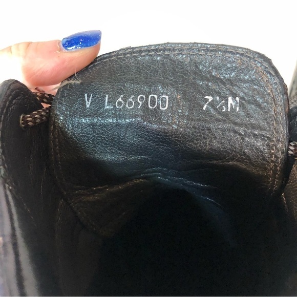 Stuart Weitzman & Gigi Hadid Collab Black Leather Lace Up Ankle Boot Size 7.5 - Picture 8 of 13